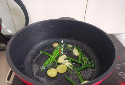 吃瓜烧房子,揭秘网络谣言背后的真相与影响