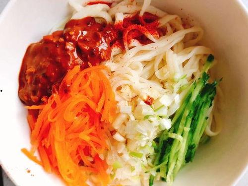 面瓜和肉能一起吃吗,面瓜与肉同食的适宜性探讨